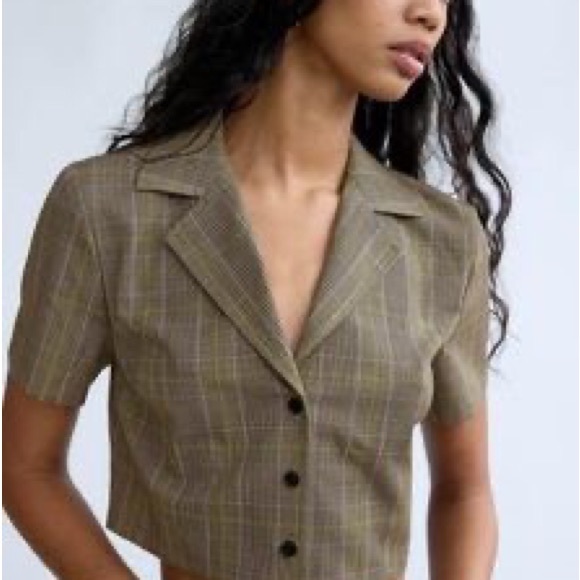 Sunday Best Button-up from Aritzia. Blue and Black Glencheck pattern. Size Large - Picture 2 of 5